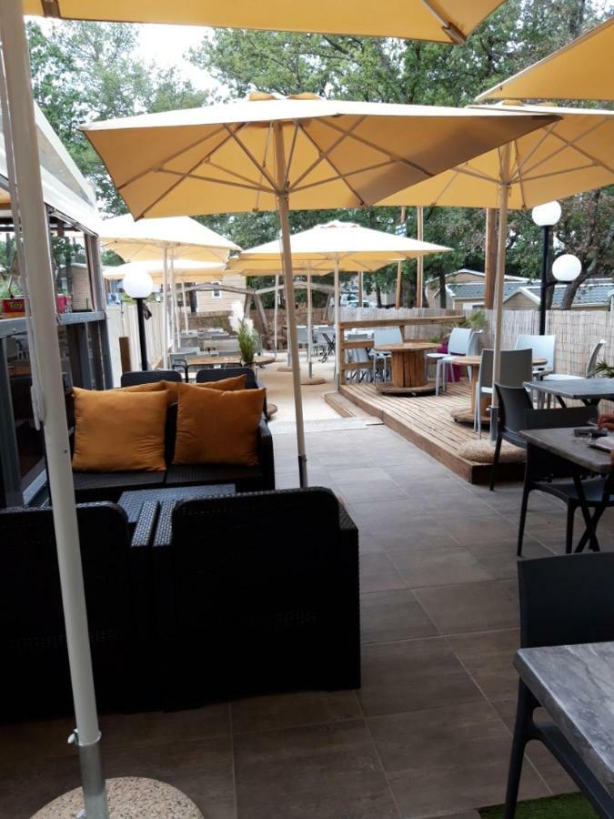 Mobil Home Sainte-Baume Nans Les Pins Exteriör bild